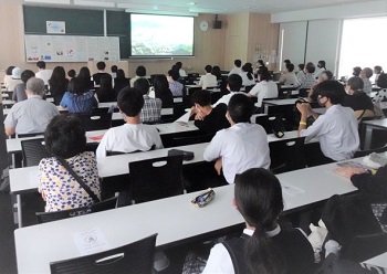 展覧会場の様子1