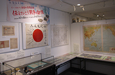 寄贈品展　展示会場